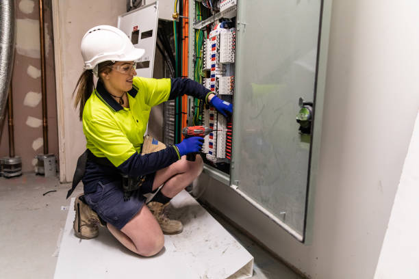 Best Electrician Near Me  in Kirkland, IL